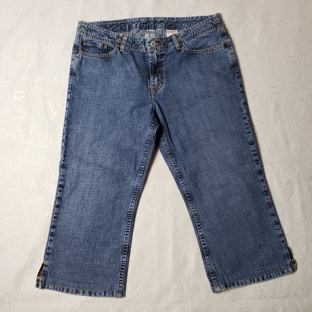 Lucky Brand Dungarees Vintage Inspired Capris Relay Crop Size 10/30